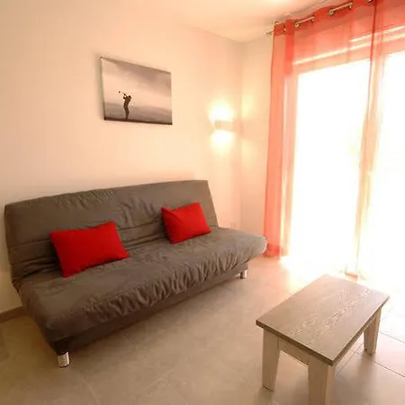 De Tourisme Cote 4* ז'וביניה