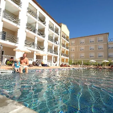 De Tourisme Cote Lägenhetshotell 4*