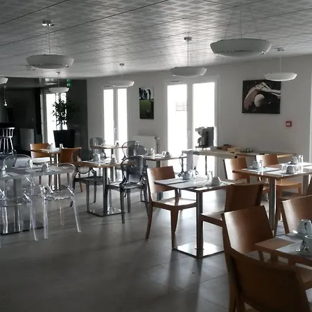 De Tourisme Cote 4* Монпелье